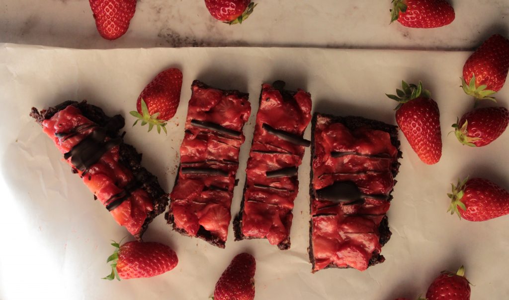 Ωμοφαγικά Brownies με φράουλες