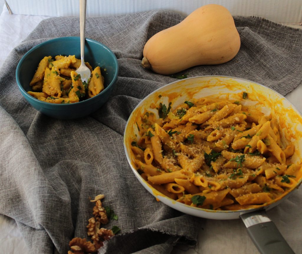 kolokitha-pesto-pasta-halloween-geonutrition